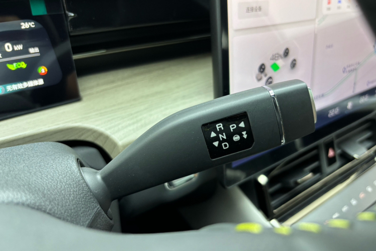 捷途山海L6 2024款 1.5TD DHT MAX局部细节18