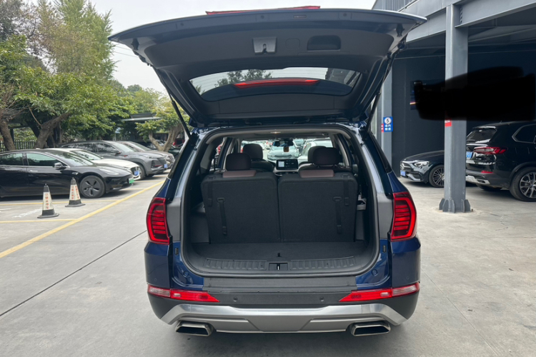 现代 胜达 2019款 380 TGDi GLS 自动两驱豪华版 国V局部细节23