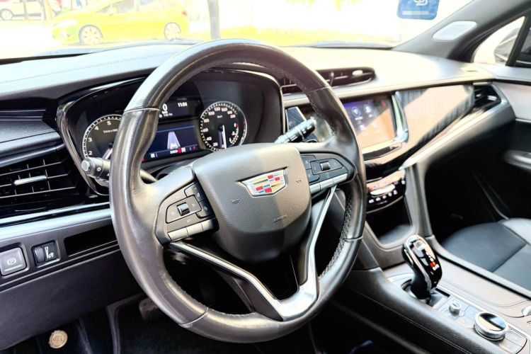 凯迪拉克XT6 2022款 2.0T 六座四驱豪华型中控内饰7001