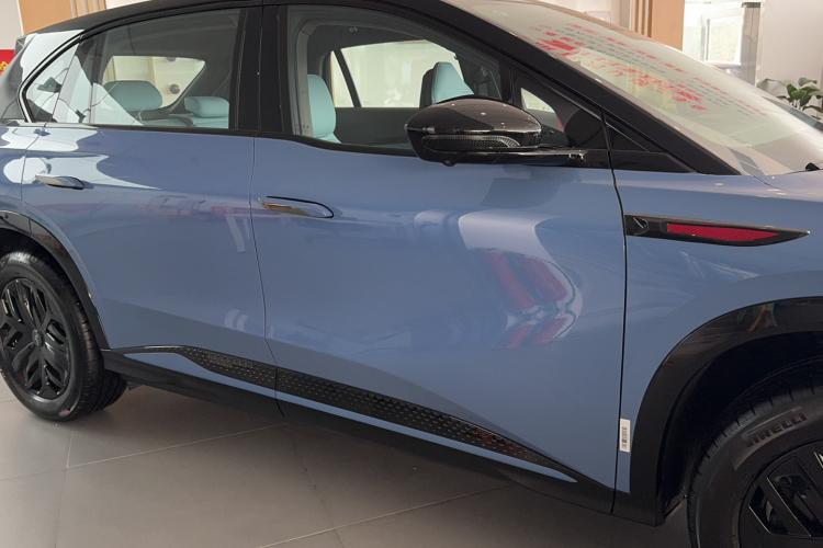 红旗天工08 2025款 730 Max后驱版车身外观6002