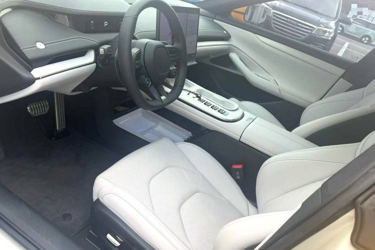 小米汽车 小米SU7 2024款 四驱超长续航高阶智驾Max版中控内饰7001