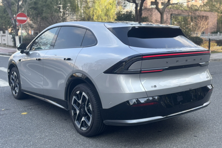 小鹏G7 2025款 702 超长续航 Max车身外观6007