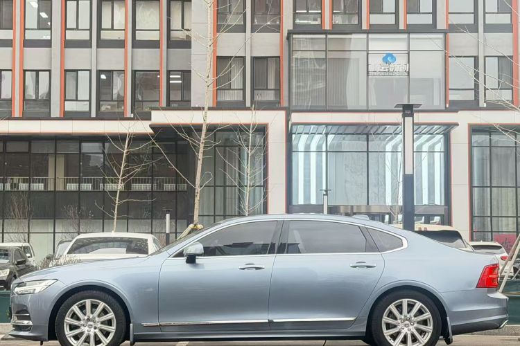 沃尔沃S90 2020款 T5 智逸豪华版车身外观6007