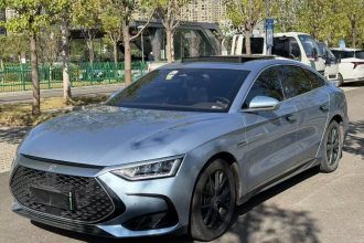 比亚迪 汉 2023款 DM-i 冠军版 121KM 尊贵型