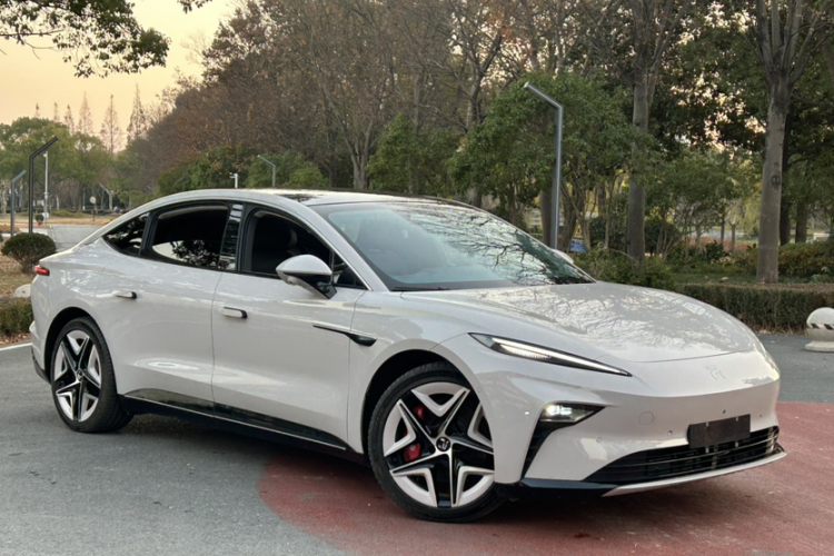 飞凡汽车 飞凡F7 2023款 改款 性能Pro版车身外观6002