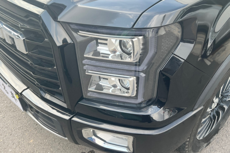 福田 大将军G9 2021款 2.0T装甲大将军手动两驱休闲版乐享型长箱4F20TC车身外观6007