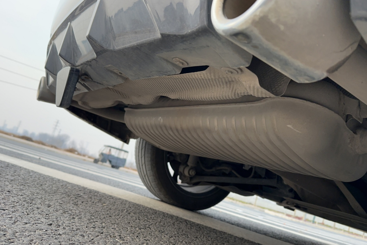 宝马1系 2021款 120i M运动版局部细节9007