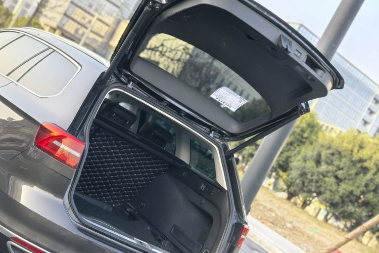 大众 蔚揽 2017款 380TSI 两驱畅行版车身外观6012