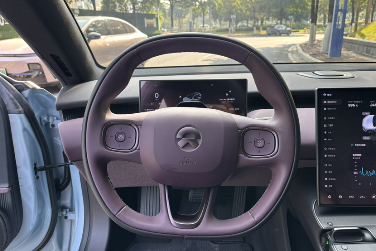 蔚来ET5T 2023款 75kWh Touring中控内饰7011