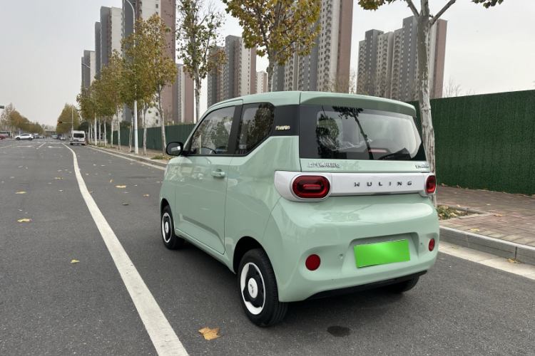 五菱汽车 宏光MINIEV 2024款 第三代 215km 青春版车身外观6007