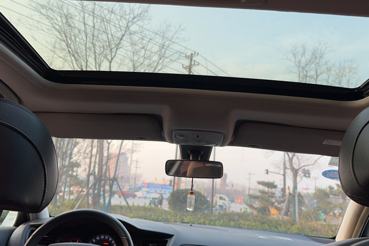 雪铁龙C5 2014款 1.6T 自动尊贵型局部细节22