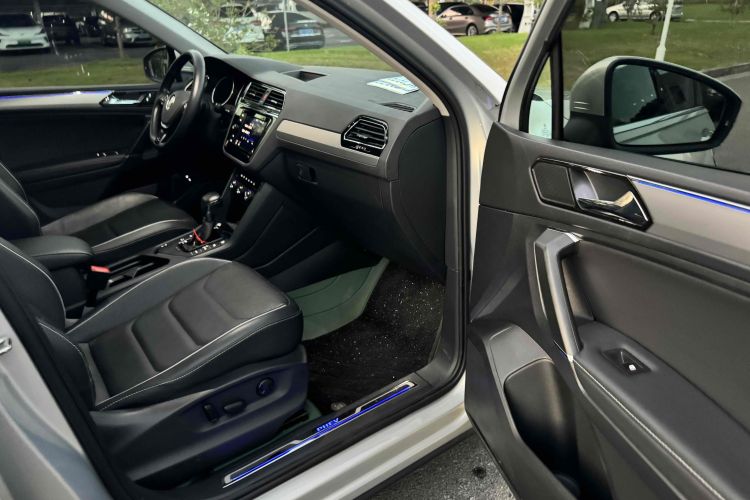 大众 途观L新能源 2019款 430PHEV 混动旗舰版中控内饰7006