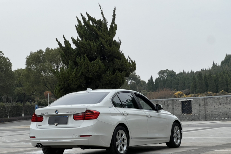 宝马3系 2015款 328Li xDrive时尚型车身外观6008