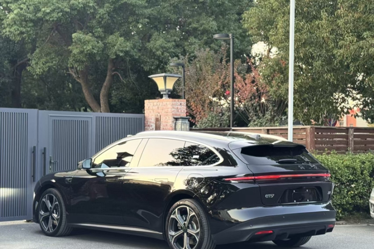 蔚来ET5T 2024款 75kWh Touring车身外观6001