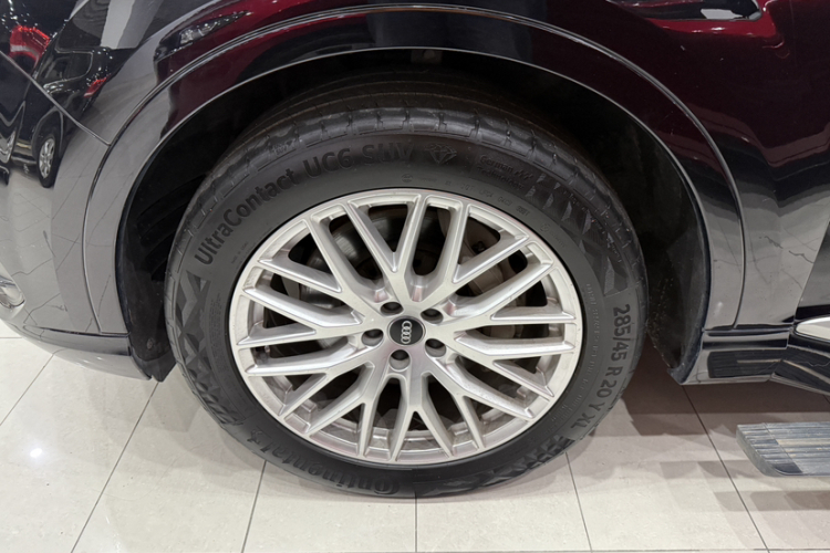 奥迪Q7 2016款 45 TFSI 技术型车身外观6006