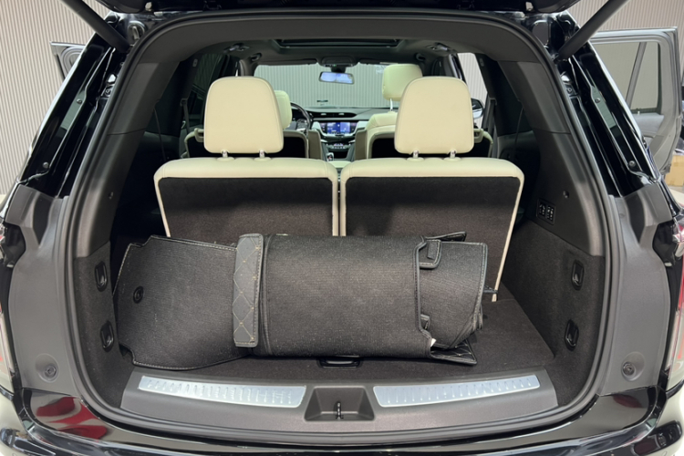 凯迪拉克XT6 2020款 28T 六座豪华运动型至享安全版中控内饰7008