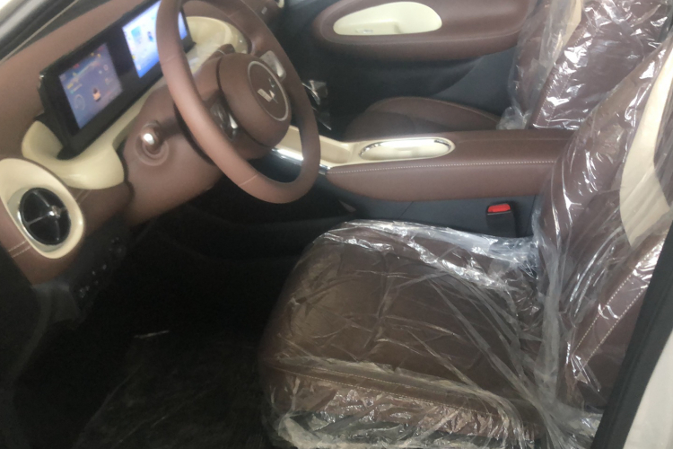 五菱汽车 五菱缤果 2025款 333km 悦享款中控内饰7002