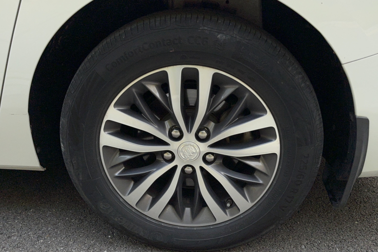 别克GL8 2021款 ES陆尊 653T 尊享型车身外观6008