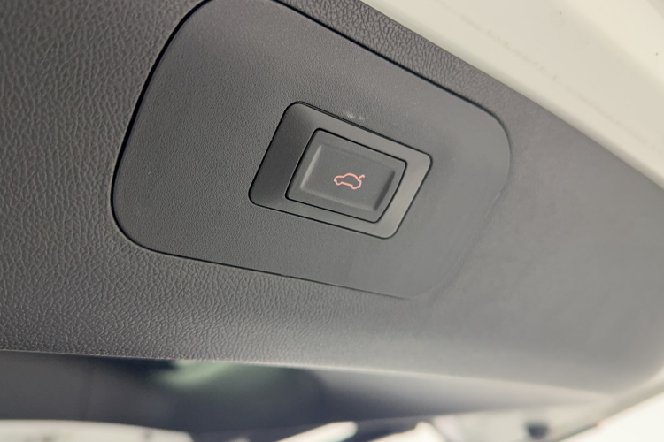 别克GL6 2019款 18T 6座互联尊贵型 国V局部细节9008