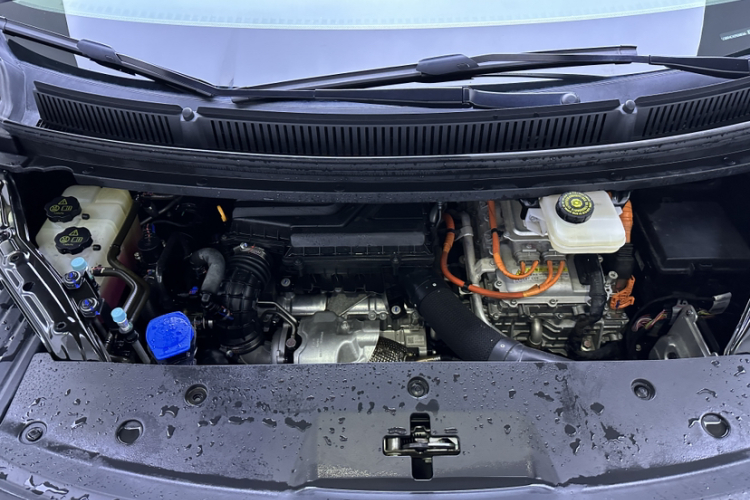 腾势D9 2022款 DM-i 970 四驱尊荣型局部细节24