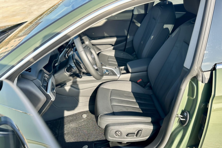 奥迪A5 2021款 Sportback 40 TFSI 时尚动感型中控内饰7003