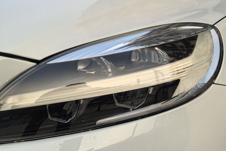 沃尔沃V40 2017款 T3 智逸版局部细节9001