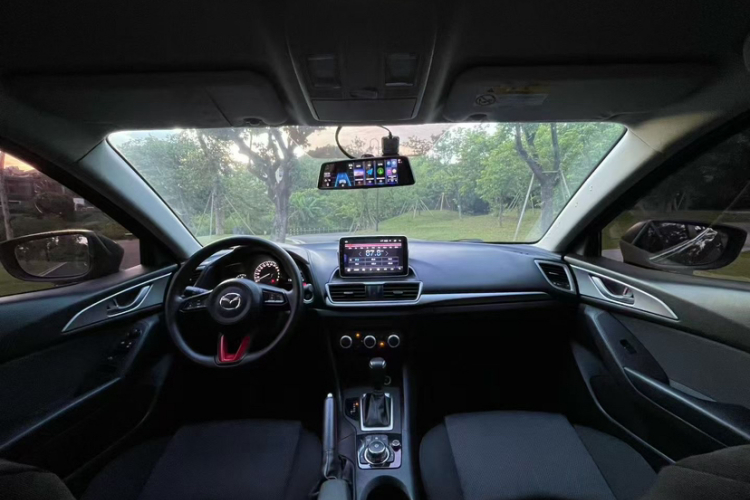 马自达3 昂克赛拉 2017款 三厢 1.5L 自动舒适型 国VI中控内饰7004