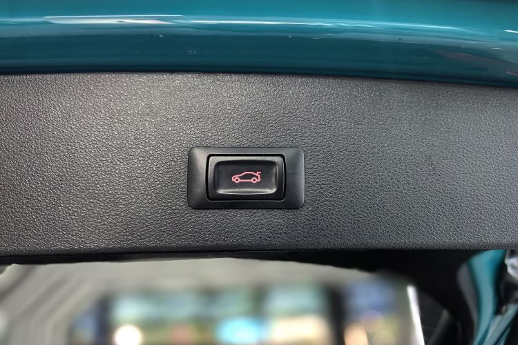 奥迪Q2L 2018款 35 TFSI 时尚动感型 国VI中控内饰7005