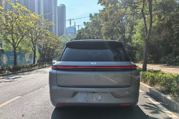 理想汽车 理想L8 2023款 Pro车身外观6007