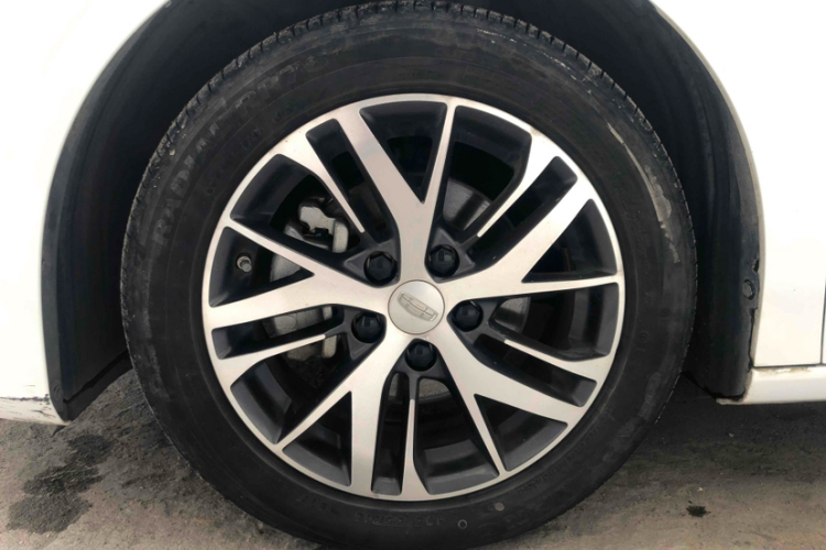 吉利汽车 帝豪 2023款 第4代冠军版 1.5L CVT豪华型车身外观6005