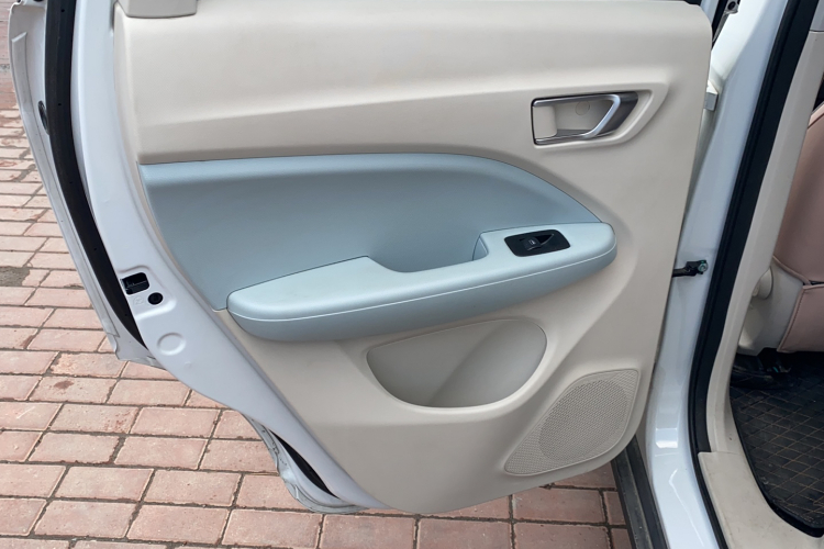 零跑汽车 零跑T03 2024款 310舒享版中控内饰7006