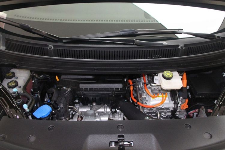 腾势D9 2024款 DM-i 980 四驱尊荣型局部细节24