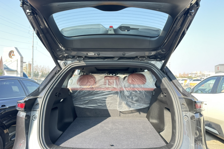 长安CS75 PLUS 2025款 第四代 UItra 2.0T 新蓝鲸 擎风型局部细节23