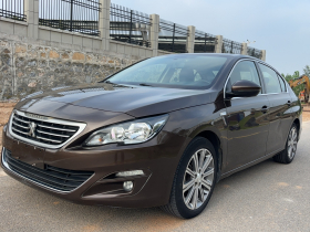 标致408 2015款 1.2T 自动豪华版