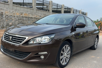 标致408 2015款 1.2T 自动豪华版