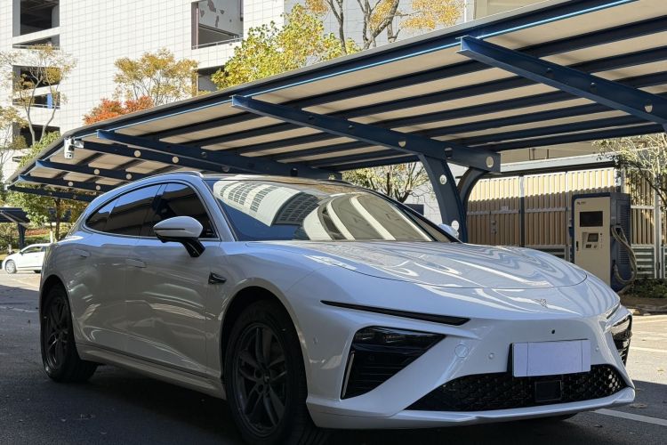 哪吒汽车 哪吒S猎装 2024款 增程300 标准版车身外观6005