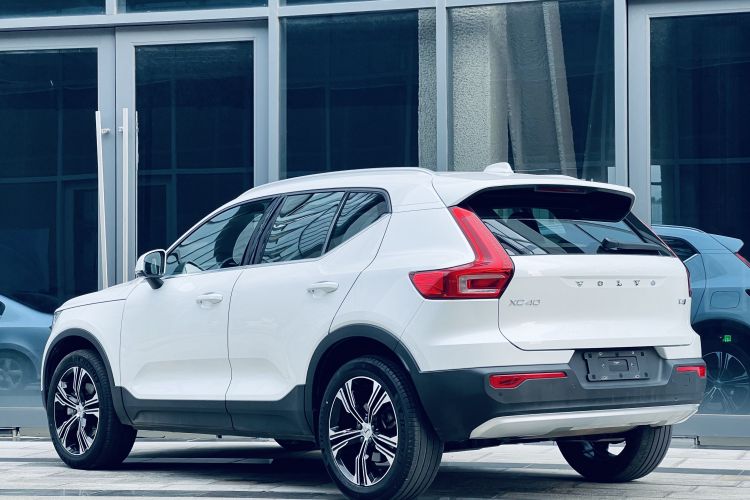 沃尔沃XC40 2021款 T4 四驱智远豪华版车身外观6003