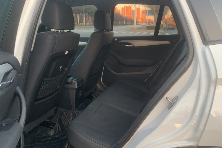 宝马X1 2014款 sDrive18i 领先型中控内饰7002