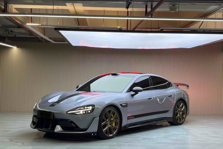 小米汽车 小米SU7 Ultra 2025款 Ultra车身外观6010