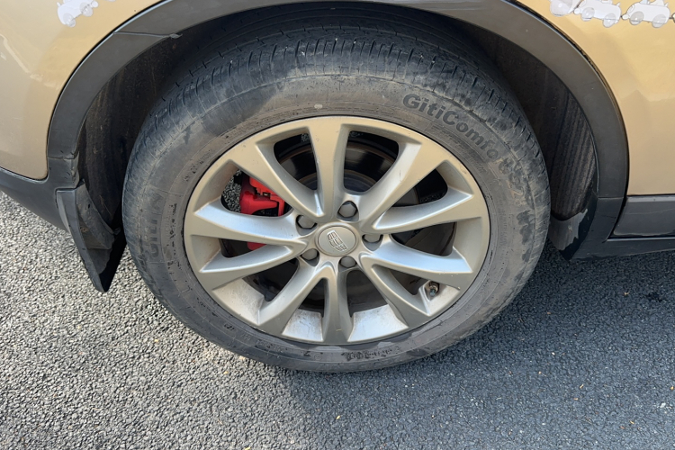 吉利汽车 帝豪GS 2016款 运动版 1.8L 自动领尚型车身外观6008