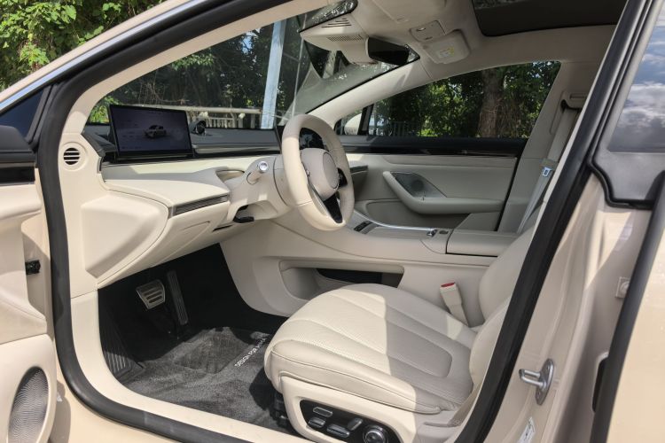 鸿蒙智行 智界S7 2025款 855km Max中控内饰7001