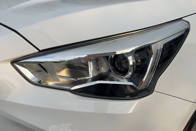 哈弗M6 2018款 改款 1.5T DCT两驱精英型车身外观6014