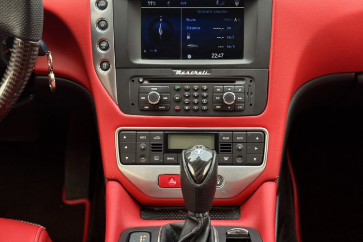 玛莎拉蒂 GranTurismo 2007款 4.2L 标准版中控内饰7009