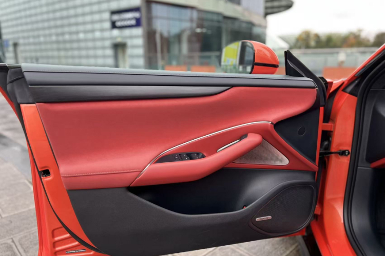 小米汽车 小米SU7 2024款 后驱长续航智驾版中控内饰7001