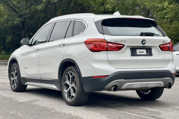 宝马X1 2016款 sDrive20Li 豪华型车身外观6002