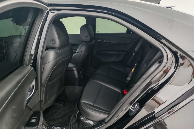 凯迪拉克CT4 2023款 25T 豪华型中控内饰7004