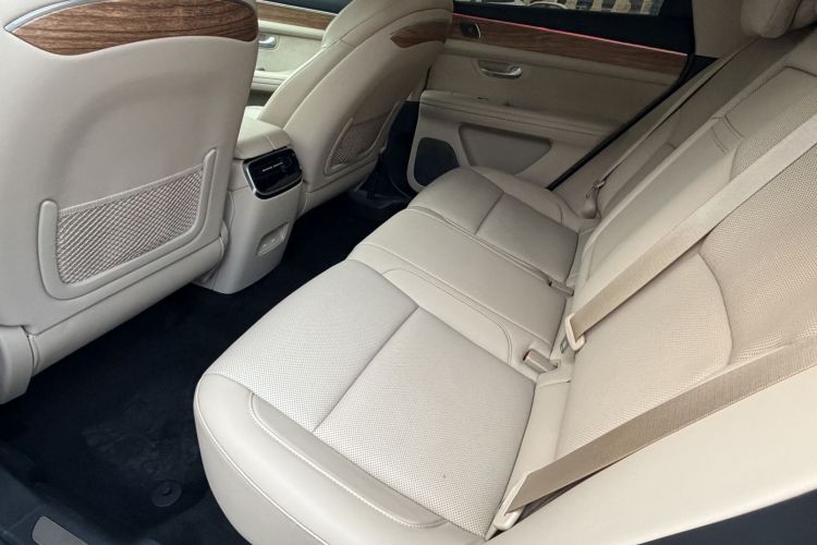 鸿蒙智行 问界M5 2023款 纯电后驱标准版中控内饰7003