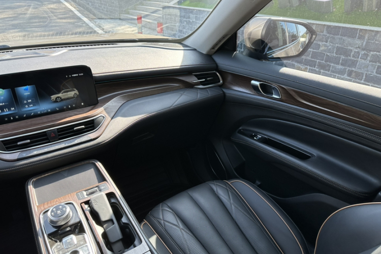 福特 领裕 2021款 EcoBoost 225 尊领型 6座中控内饰7002