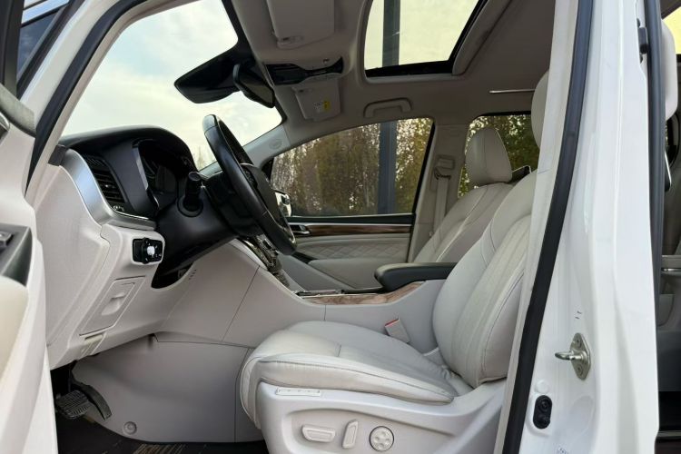 广汽传祺 传祺M8 2018款 320T 旗舰版中控内饰7003