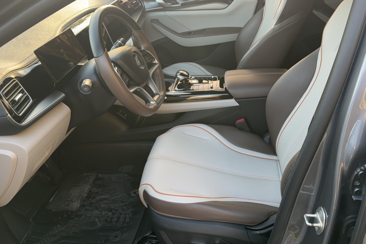 比亚迪 秦PLUS 2023款 冠军版 EV 420KM超越型局部细节19